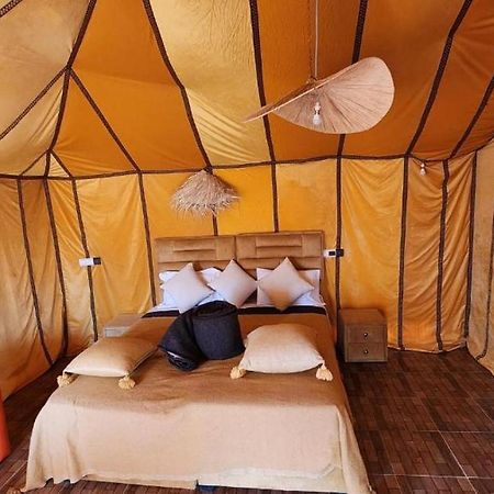 Отель Sahara Elegance Camp Мерзуга Экстерьер фото