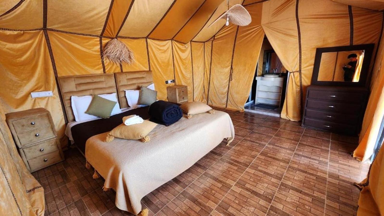 Отель Sahara Elegance Camp Мерзуга Экстерьер фото